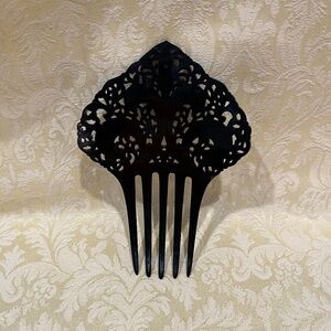 VTG carved ornate celluloid black Spanish Mantilla comb